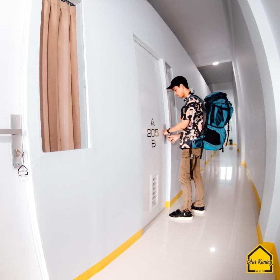 Aur Kuning Hostel Syariah Bukittinggi Kültér fotó